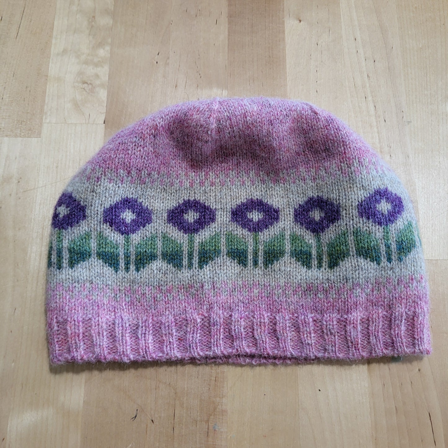 Flowery Shetland Wool Beanie