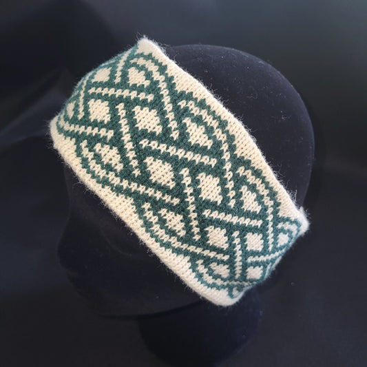 Celtic knot earwarmer