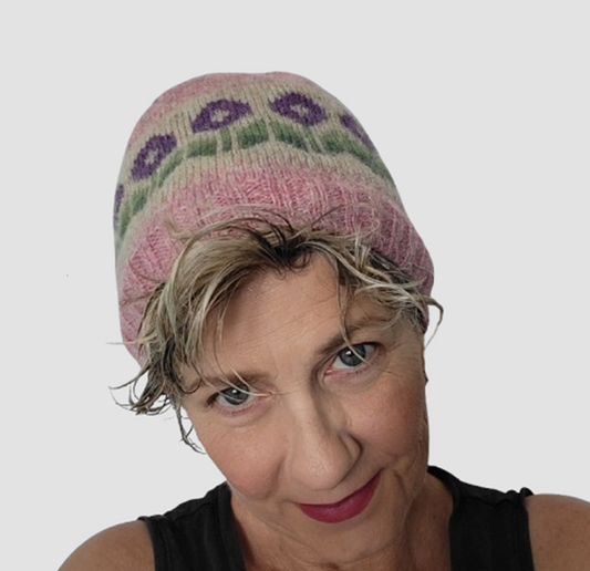 Flowery Shetland Wool Beanie